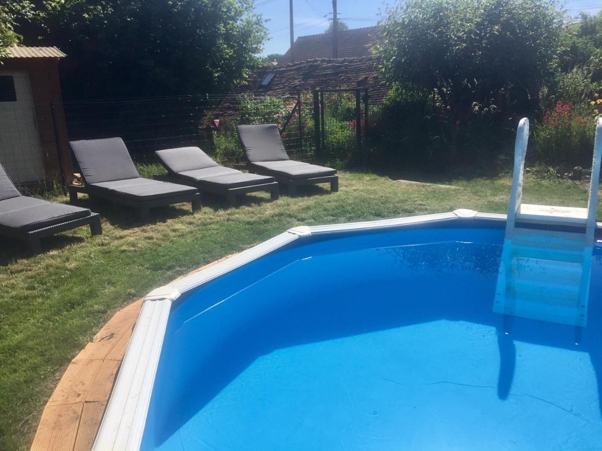 Les Maitres Sonneurs Bed & Breakfast 3*