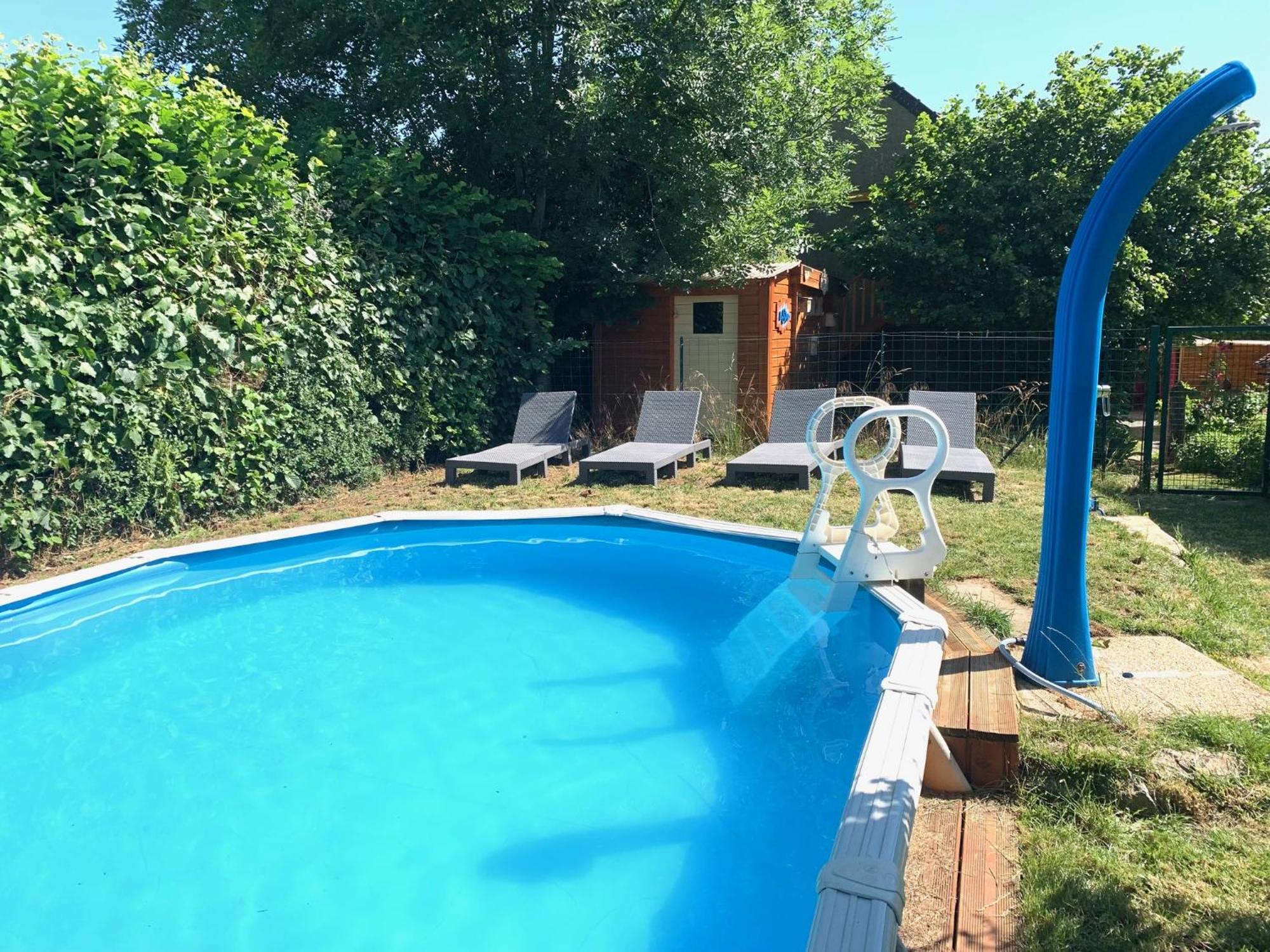 Les Maitres Sonneurs Bed & Breakfast 3*
