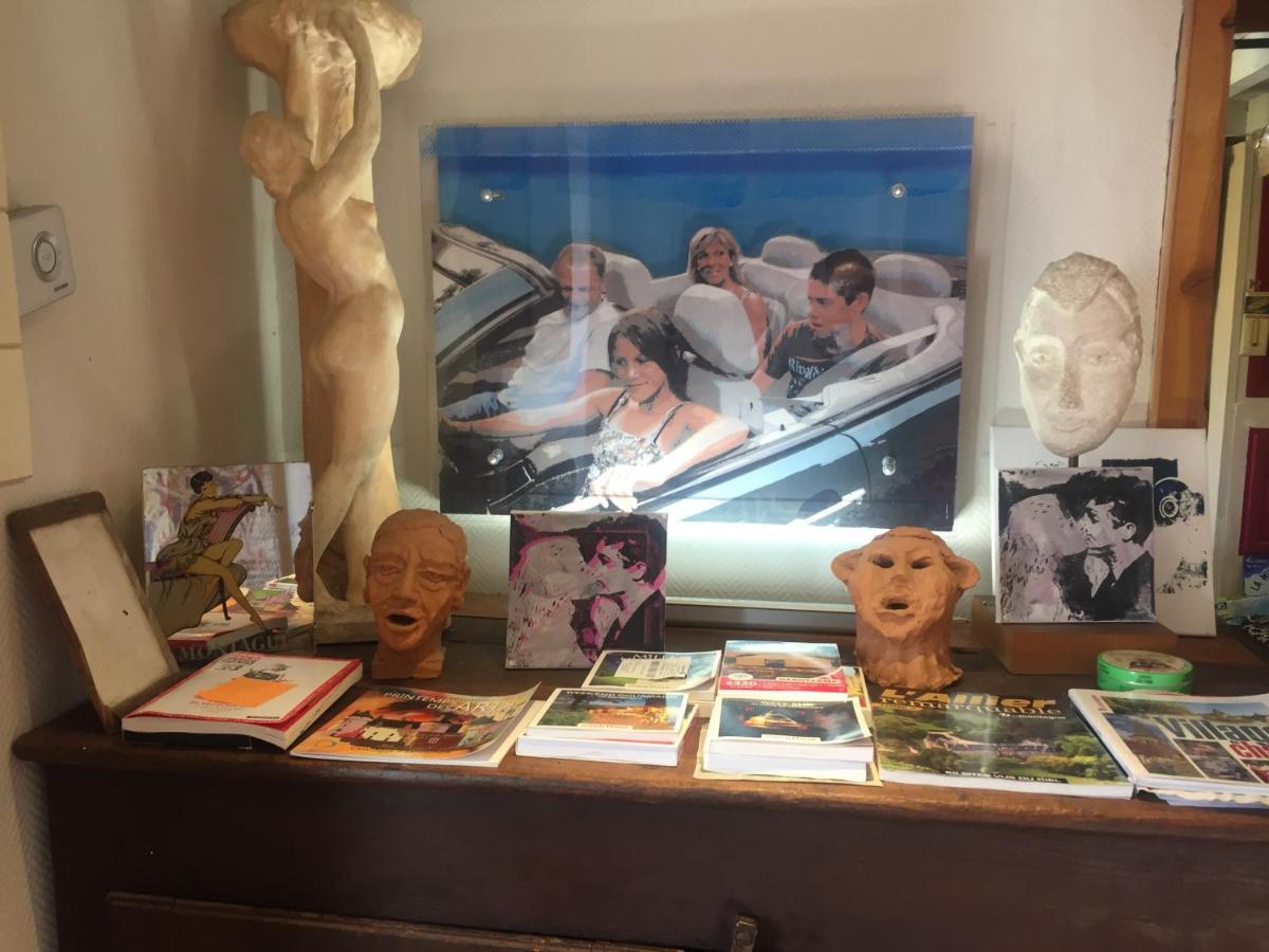 Les Maitres Sonneurs Bed & Breakfast Huriel